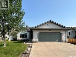 418 Crystal CRESCENT Warman, SK S0K 0A1
