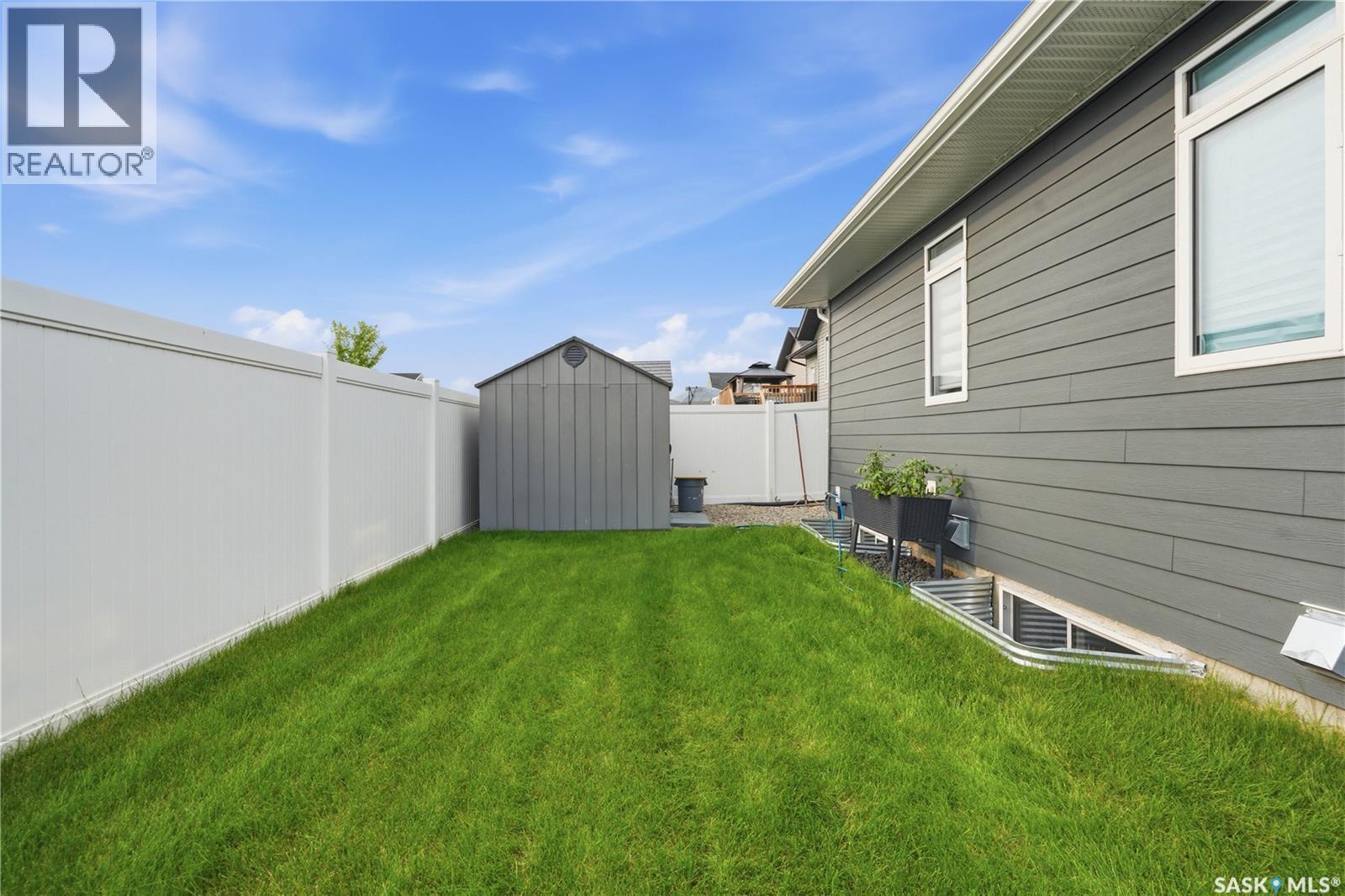 701 Casper Crescent, Warman, SK - Outdoor With Exterior