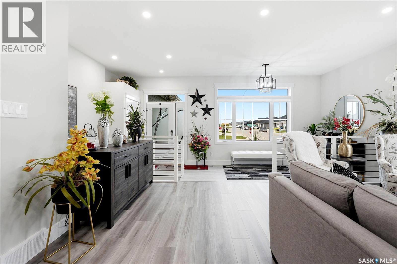 701 Casper Crescent, Warman, SK - Indoor