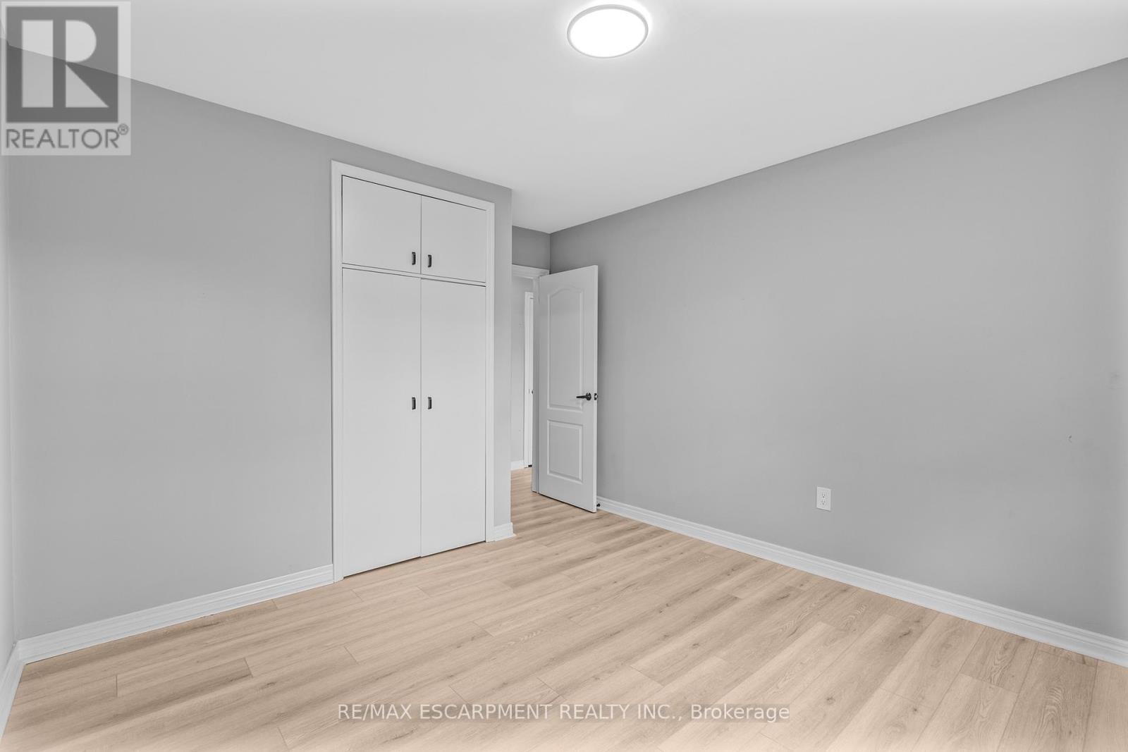 Main - 71 Organ Crescent, Hamilton, ON - Indoor Photo Showing Other Room