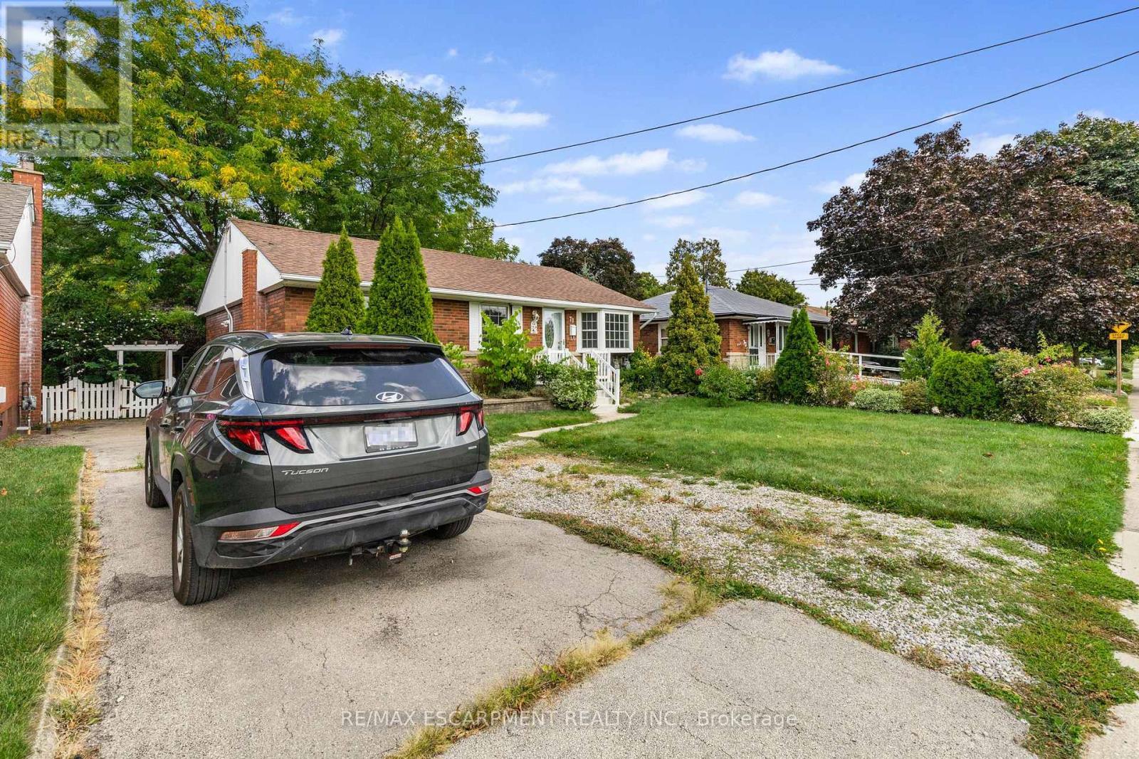Main - 71 Organ Crescent, Hamilton, ON - Outdoor