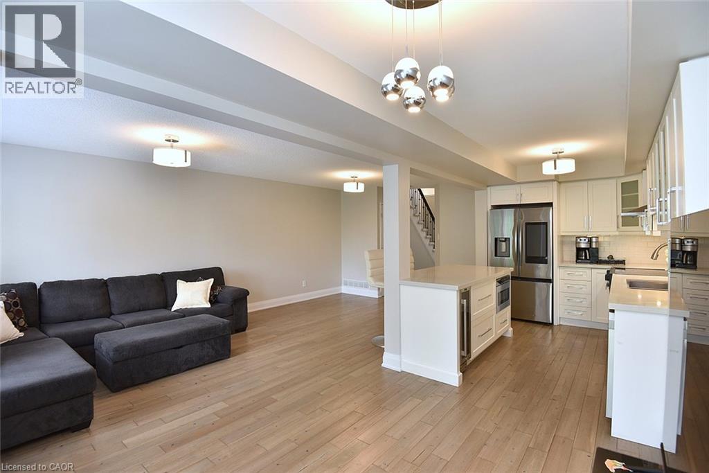 Overview with Kitchen - 519 Southridge Drive, Hamilton, ON - Indoor Photo Showing Kitchen