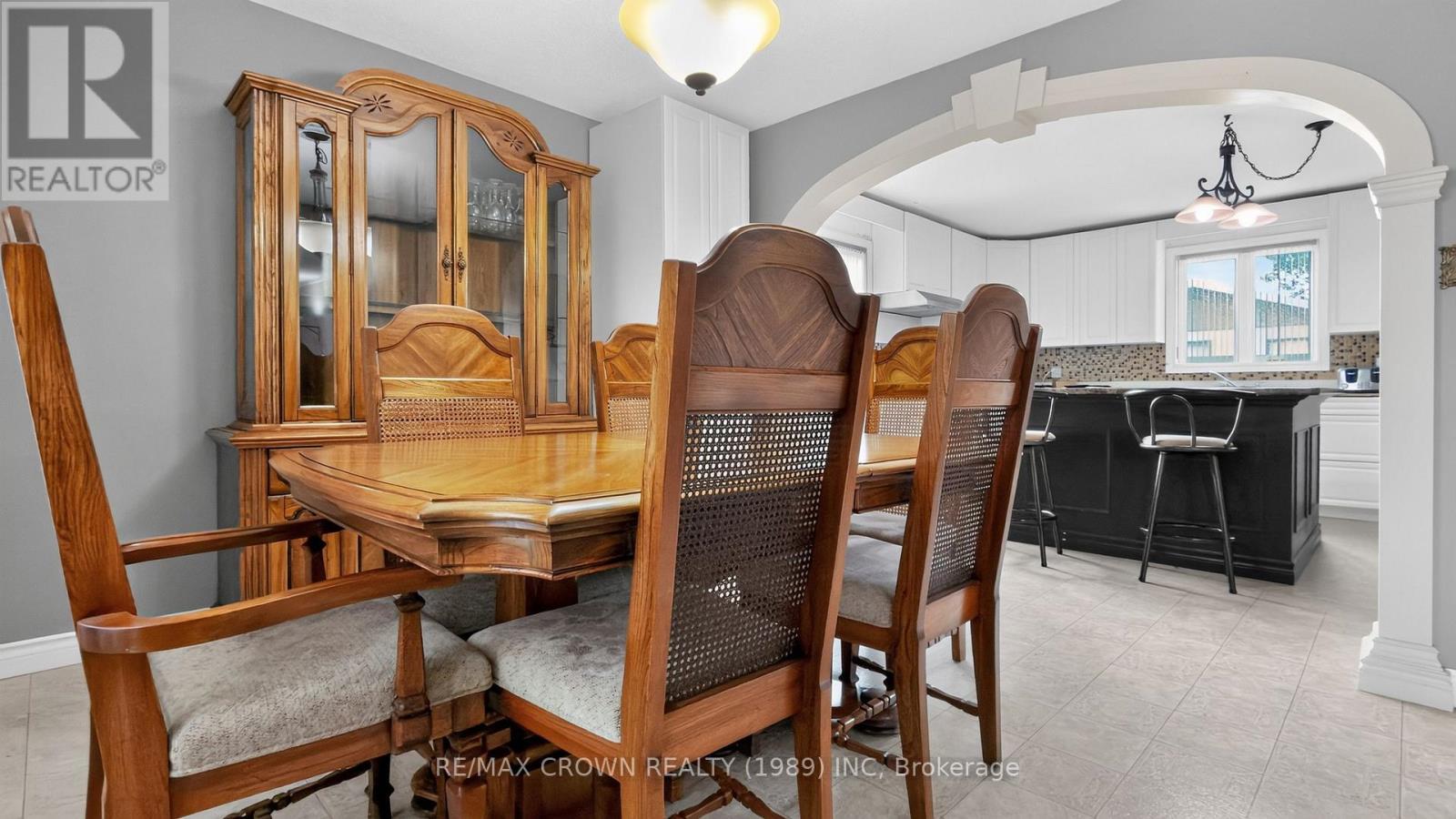 524 Kitchener Street, Hearst, ON - Indoor Photo Showing Dining Room