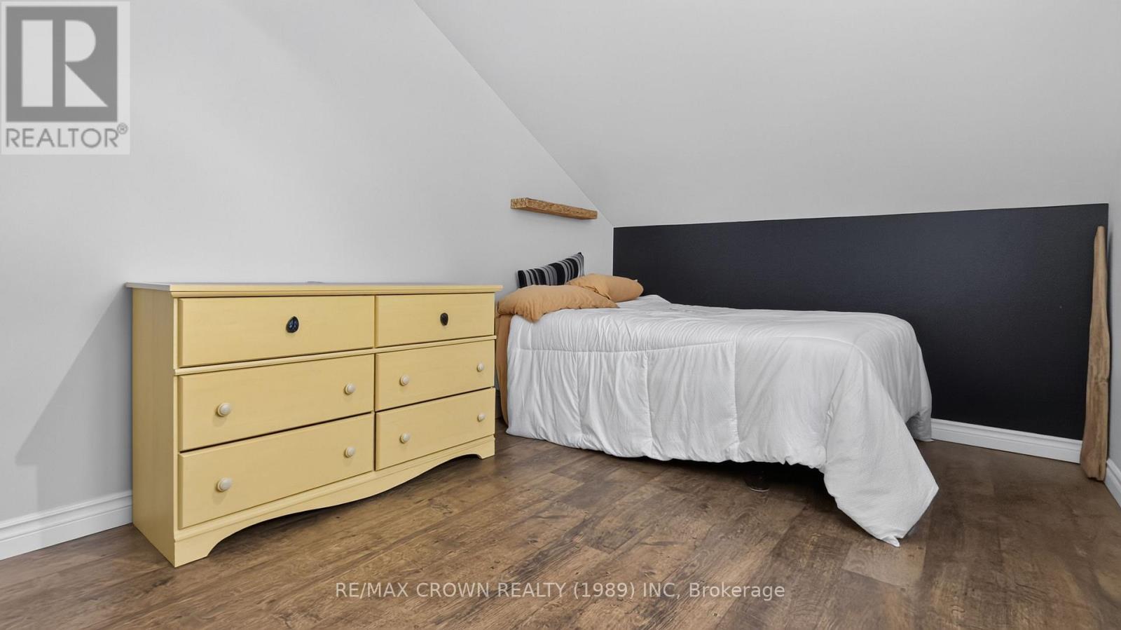 524 Kitchener Street, Hearst, ON - Indoor Photo Showing Bedroom