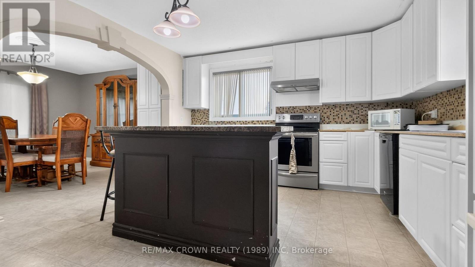 524 Kitchener Street, Hearst, ON - Indoor Photo Showing Kitchen