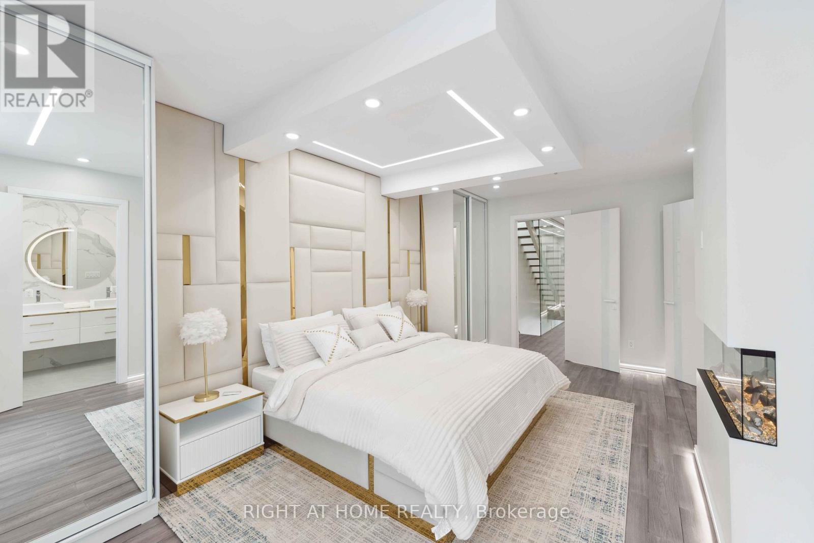 Primary Master Bedroom - 256 Northwestern Avenue, Ottawa, ON - Indoor Photo Showing Bedroom
