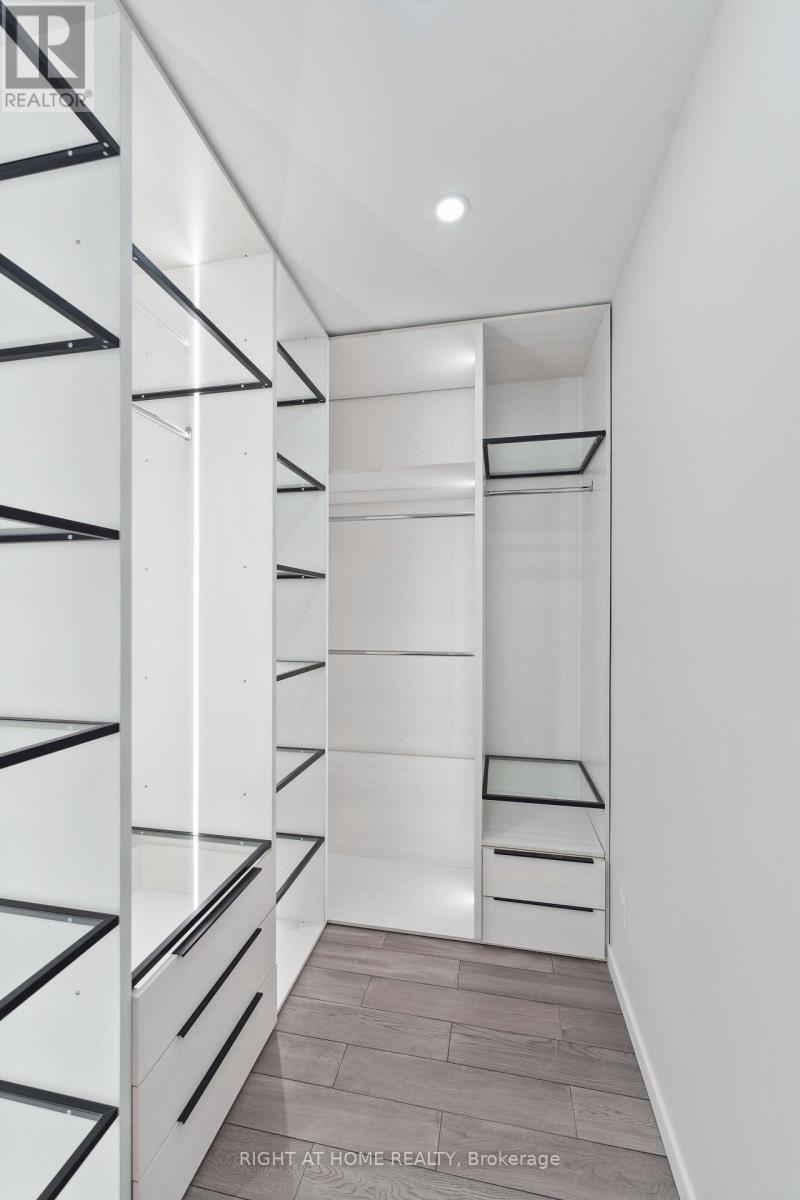 Secondary Master Walking Closet - 256 Northwestern Avenue, Ottawa, ON - Indoor Photo Showing Other Room