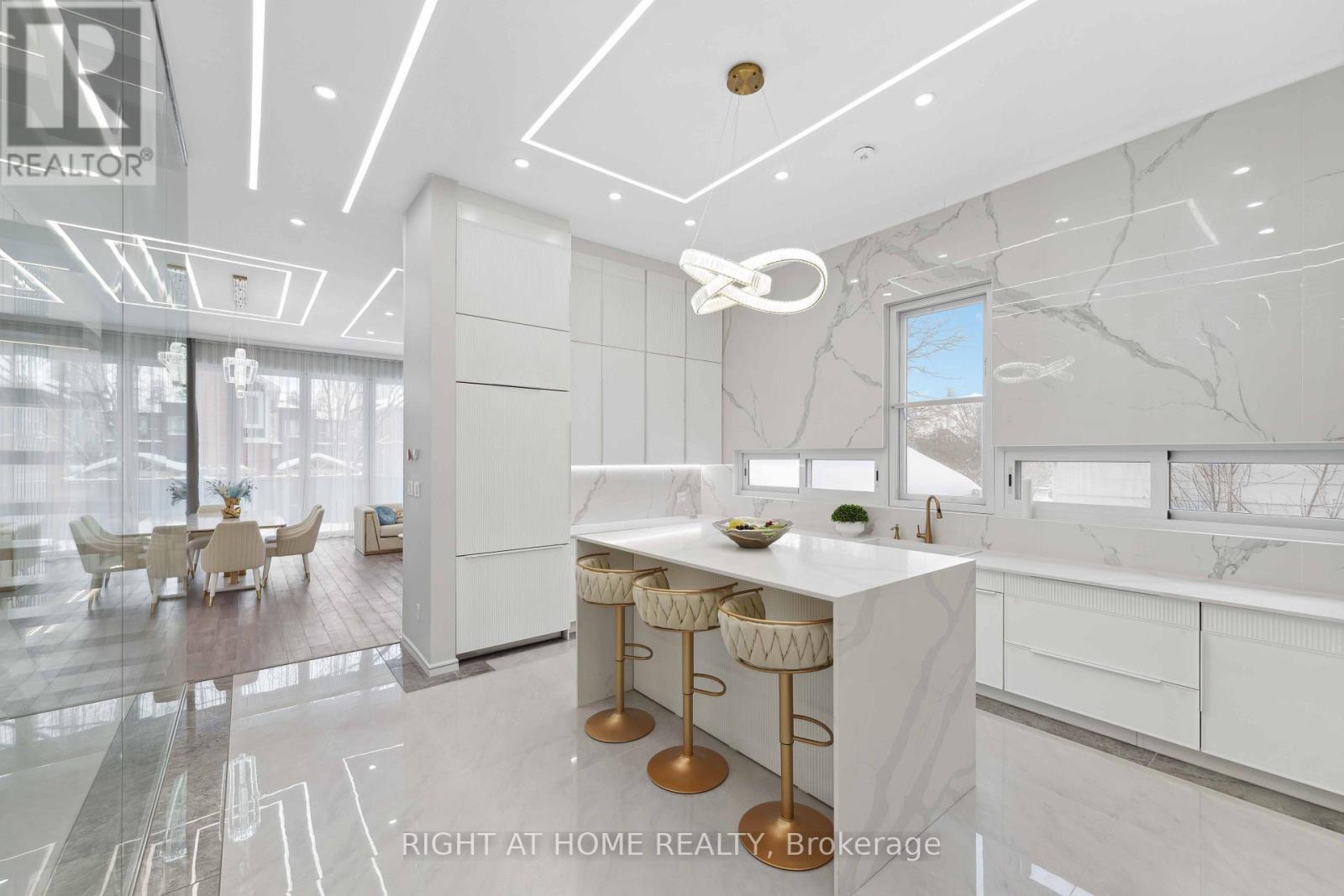 Kitchen - 256 Northwestern Avenue, Ottawa, ON - Indoor