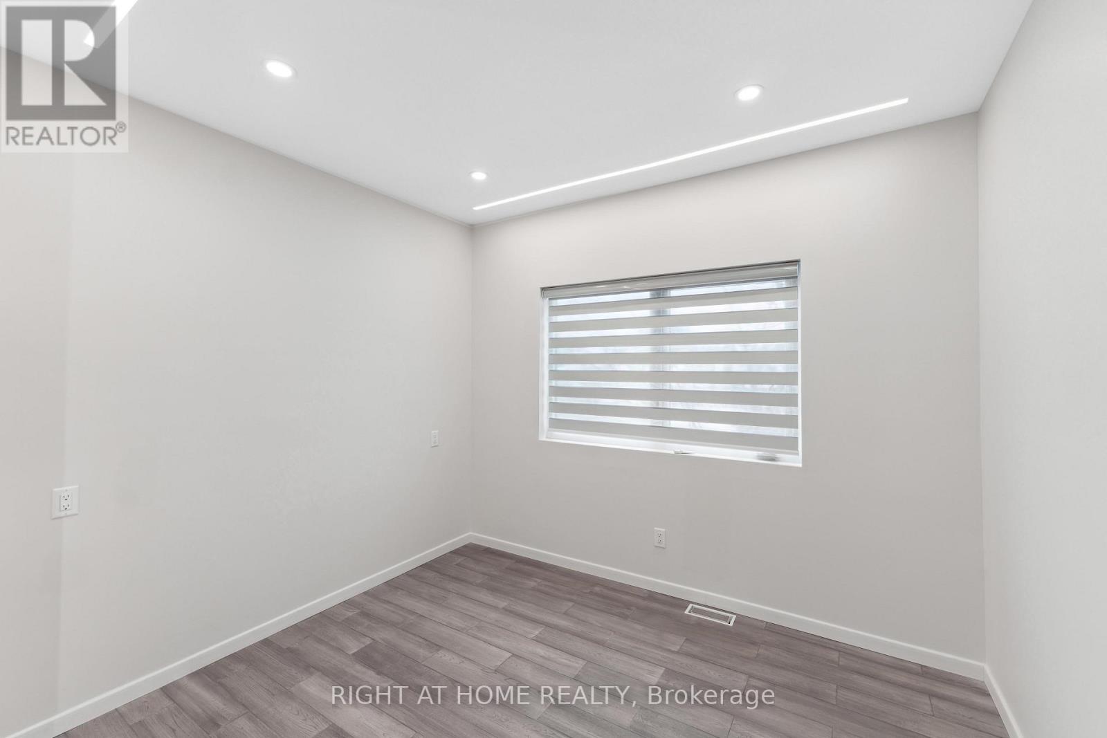 Third bedroom - 256 Northwestern Avenue, Ottawa, ON - Indoor Photo Showing Other Room