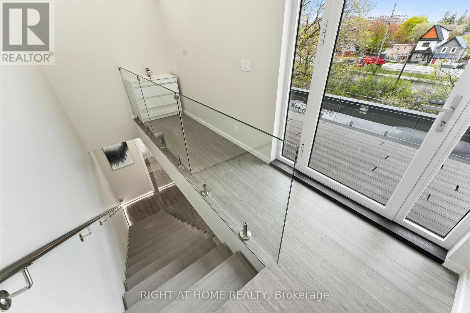Rooftop Access - 256 Northwestern Avenue, Ottawa, ON - Photo Showing Other Room