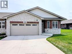 1192 COPELAND Windsor, ON N8P 0C6