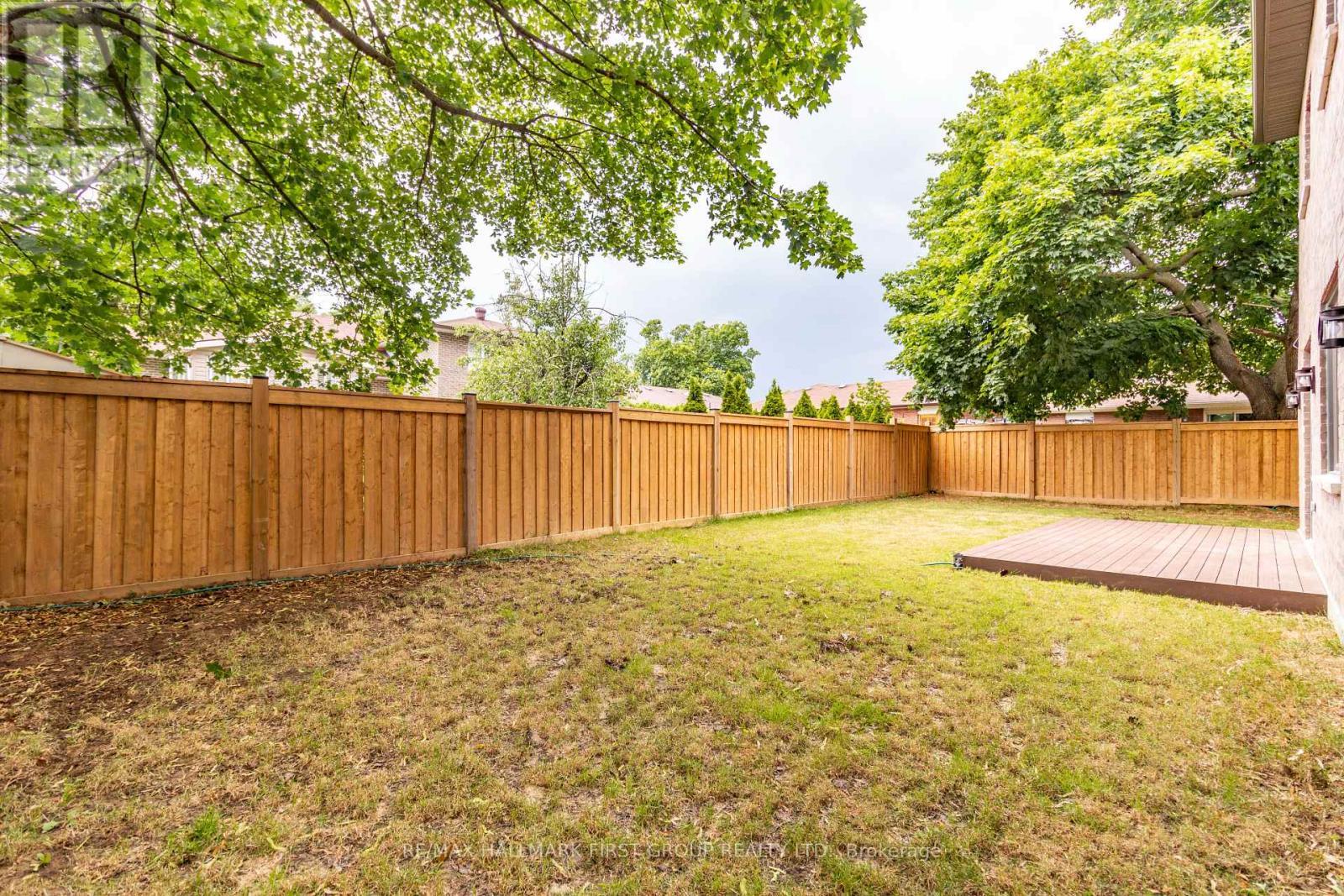 752 Hillview Crescent, Pickering, ON - Outdoor