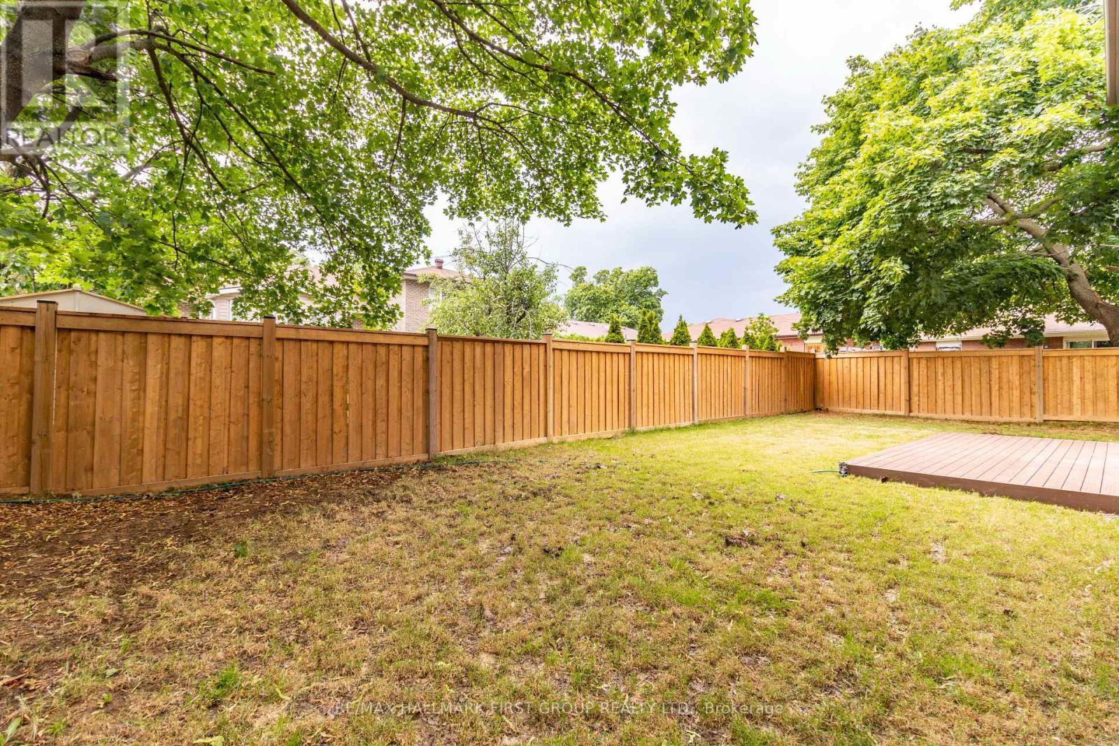 752 Hillview Crescent, Pickering, ON - Outdoor