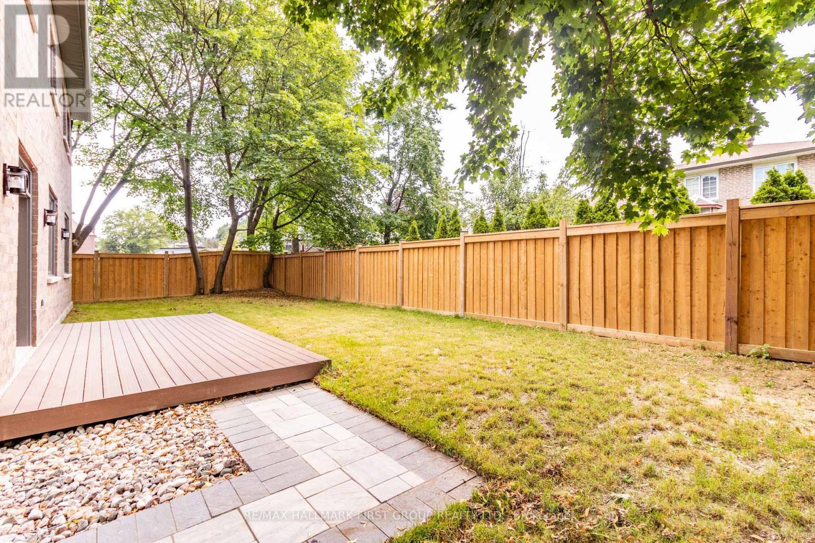 752 Hillview Crescent, Pickering, ON - Outdoor