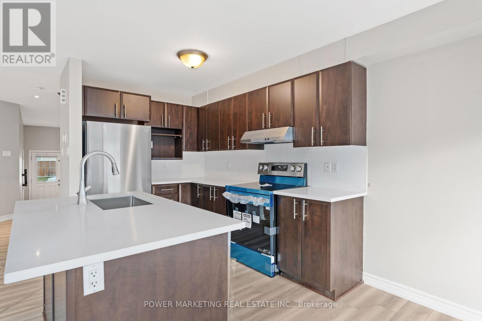 245 Silvermoon Crescent, Ottawa, ON - Indoor Photo Showing Kitchen