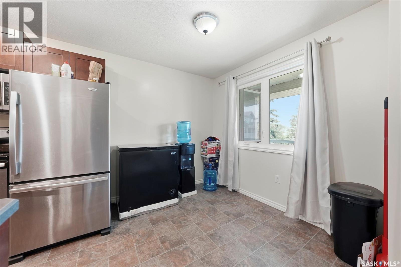 210 515 28Th Street E, Prince Albert, SK - Indoor