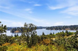 1243 Stancil Lane View Royal, BC V8Z 1R6