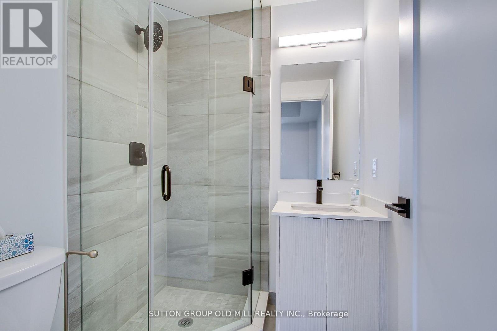 516 - 2369 Danforth Avenue, Toronto, ON - Indoor Photo Showing Bathroom