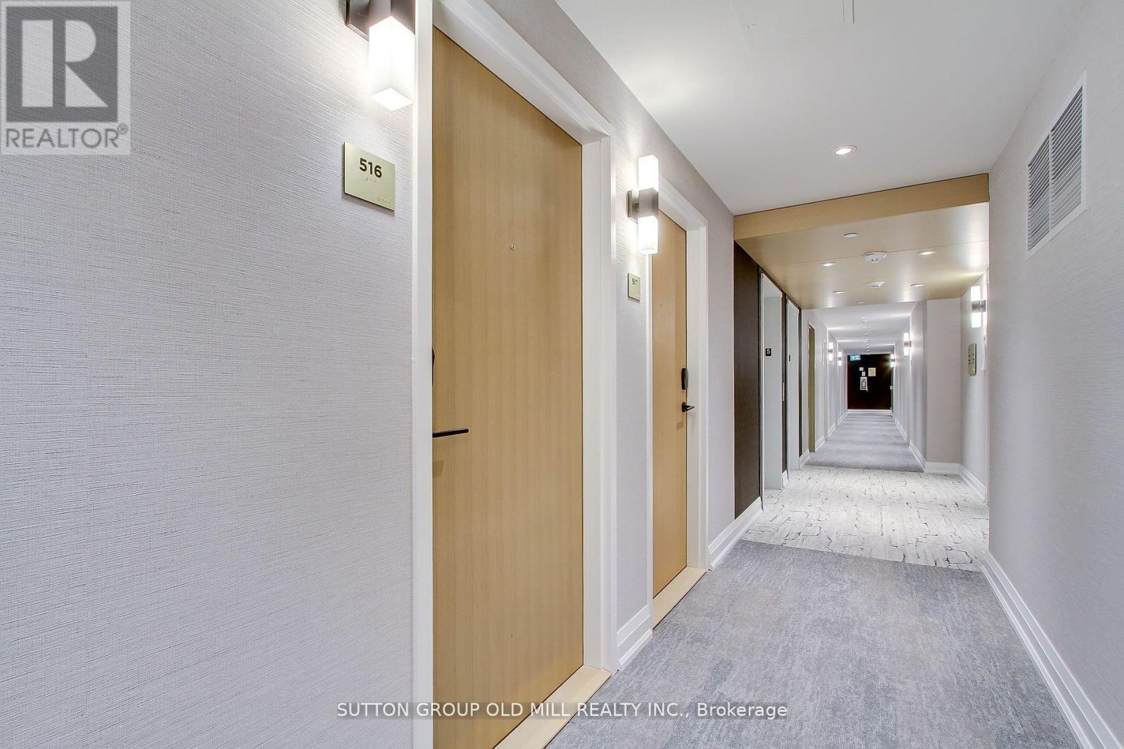 516 - 2369 Danforth Avenue, Toronto, ON - Indoor Photo Showing Other Room