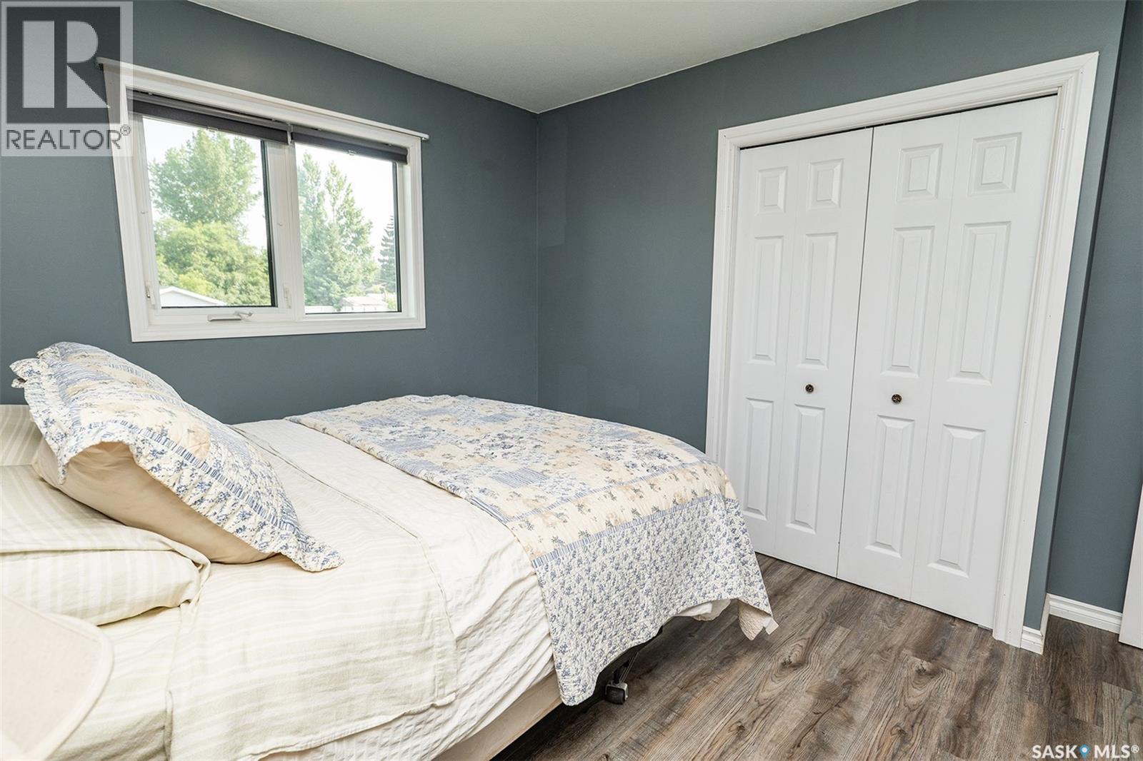 302 7Th Street E, Wynyard, SK - Indoor Photo Showing Bedroom