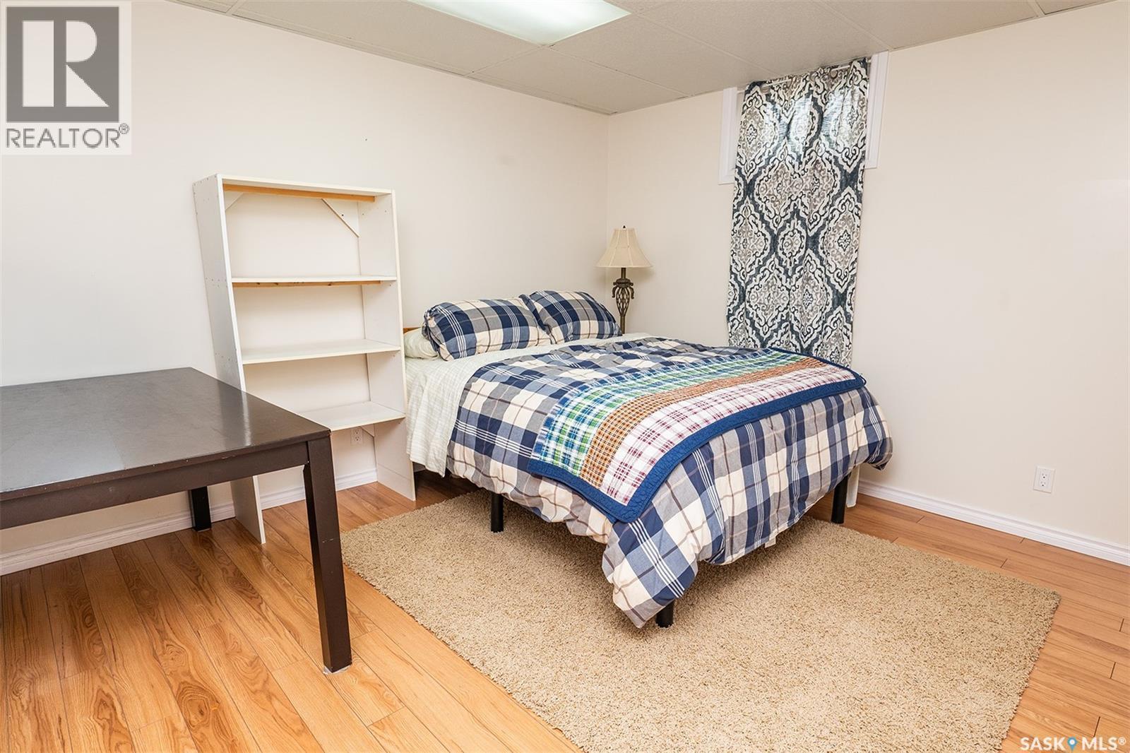 302 7Th Street E, Wynyard, SK - Indoor Photo Showing Bedroom