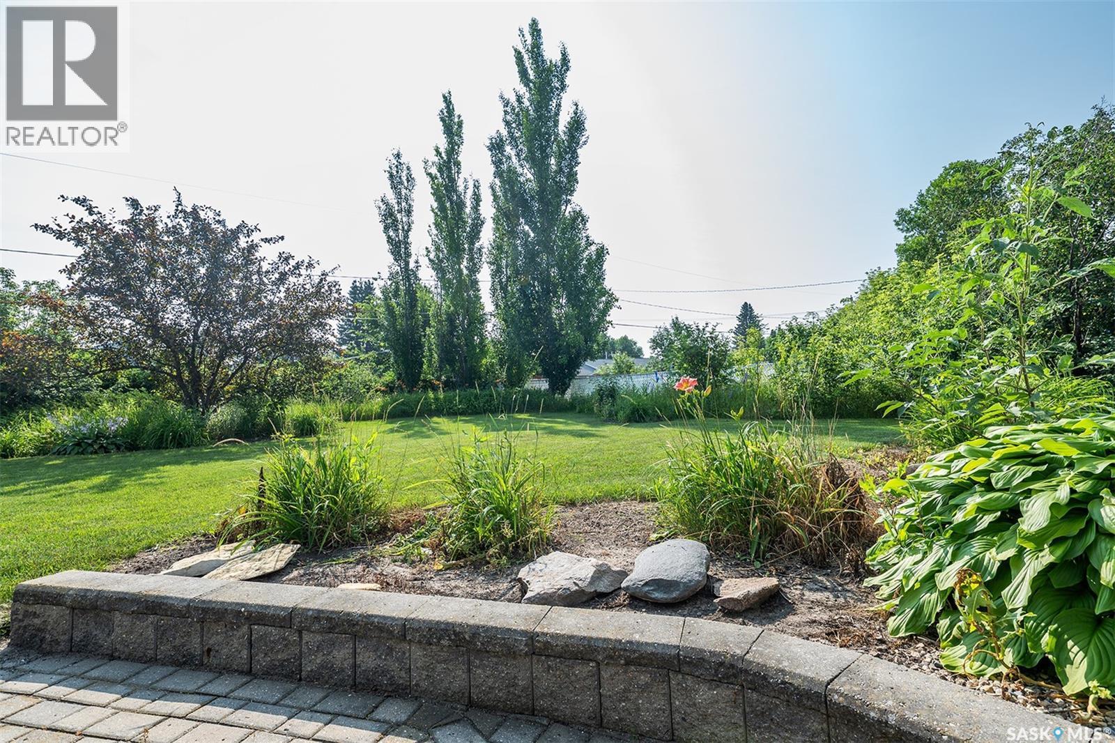 302 7Th Street E, Wynyard, SK - Outdoor