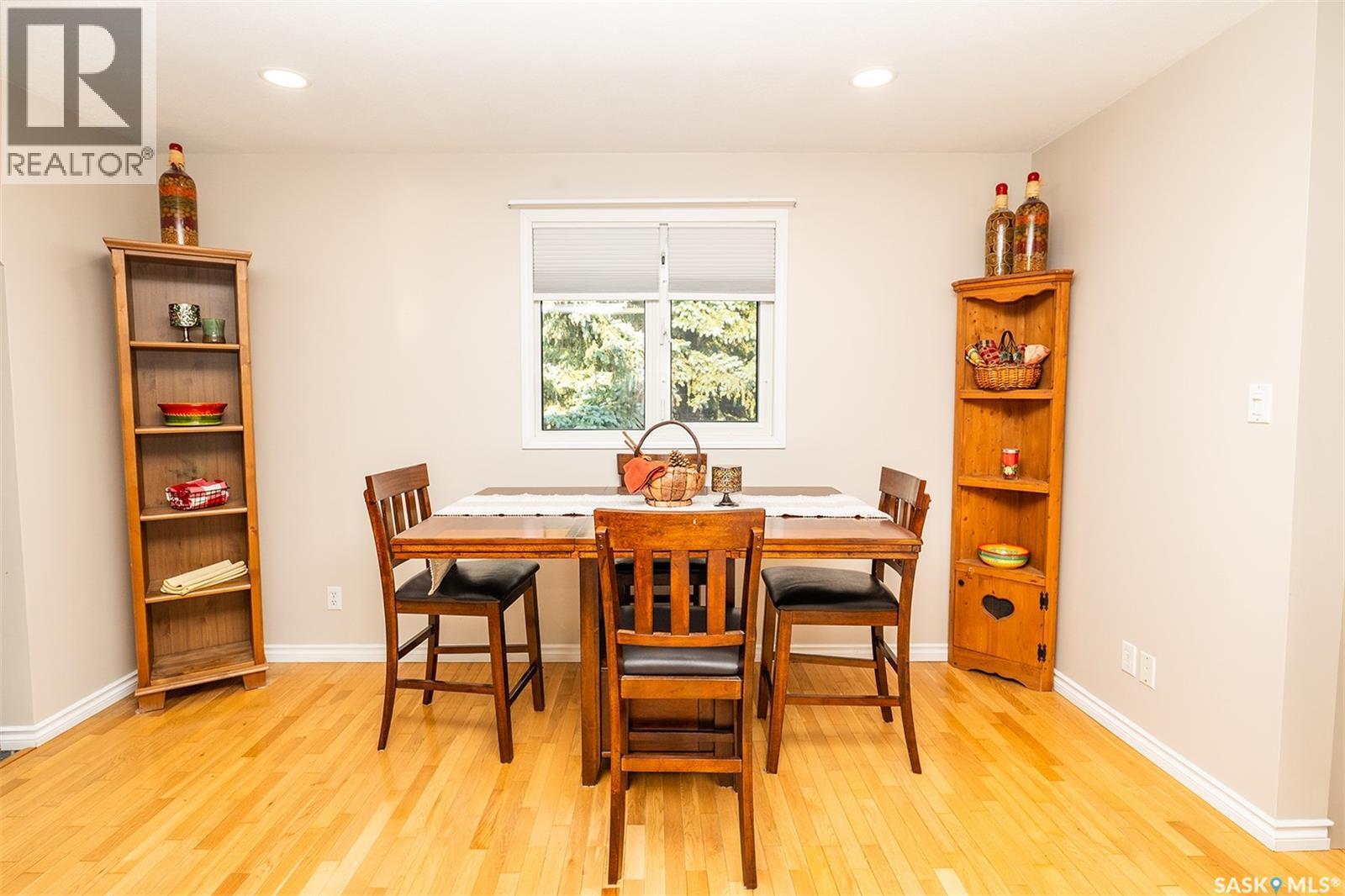 302 7Th Street E, Wynyard, SK - Indoor Photo Showing Dining Room