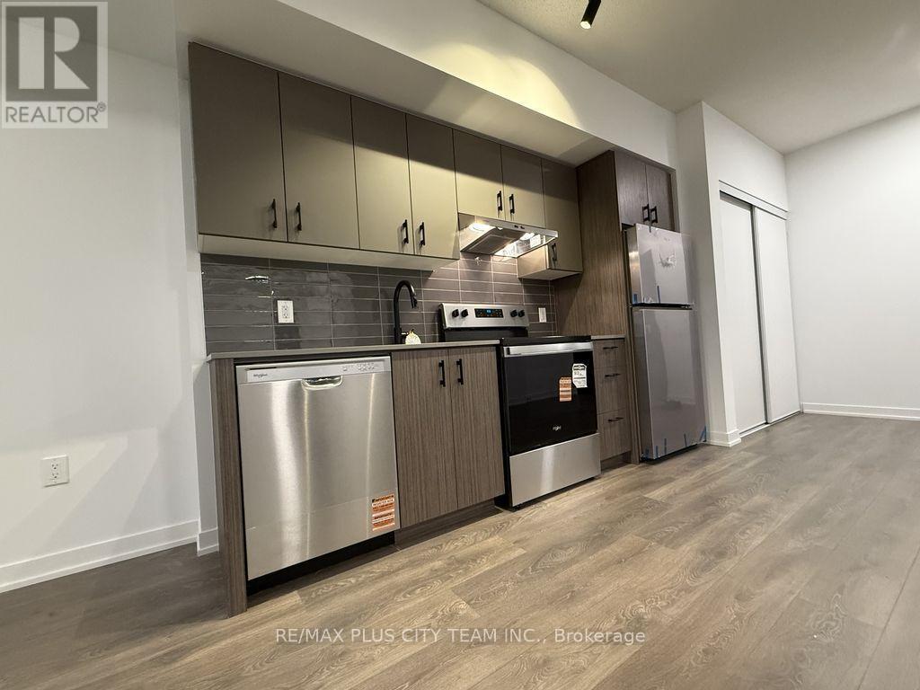 C706 - 4878 Powers Common, Burlington, ON - Indoor Photo Showing Kitchen With Stainless Steel Kitchen