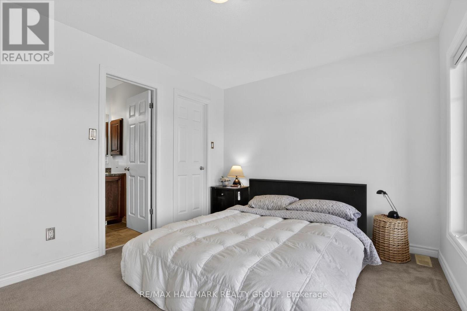 B - 1145 Longfields Drive, Ottawa, ON - Indoor Photo Showing Bedroom