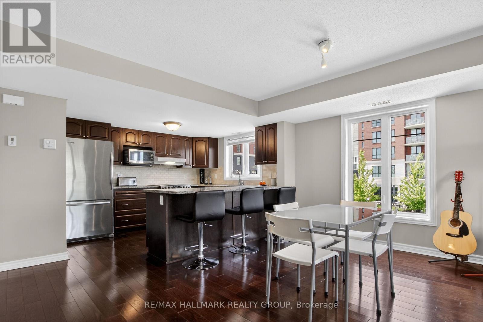 B - 1145 Longfields Drive, Ottawa, ON - Indoor