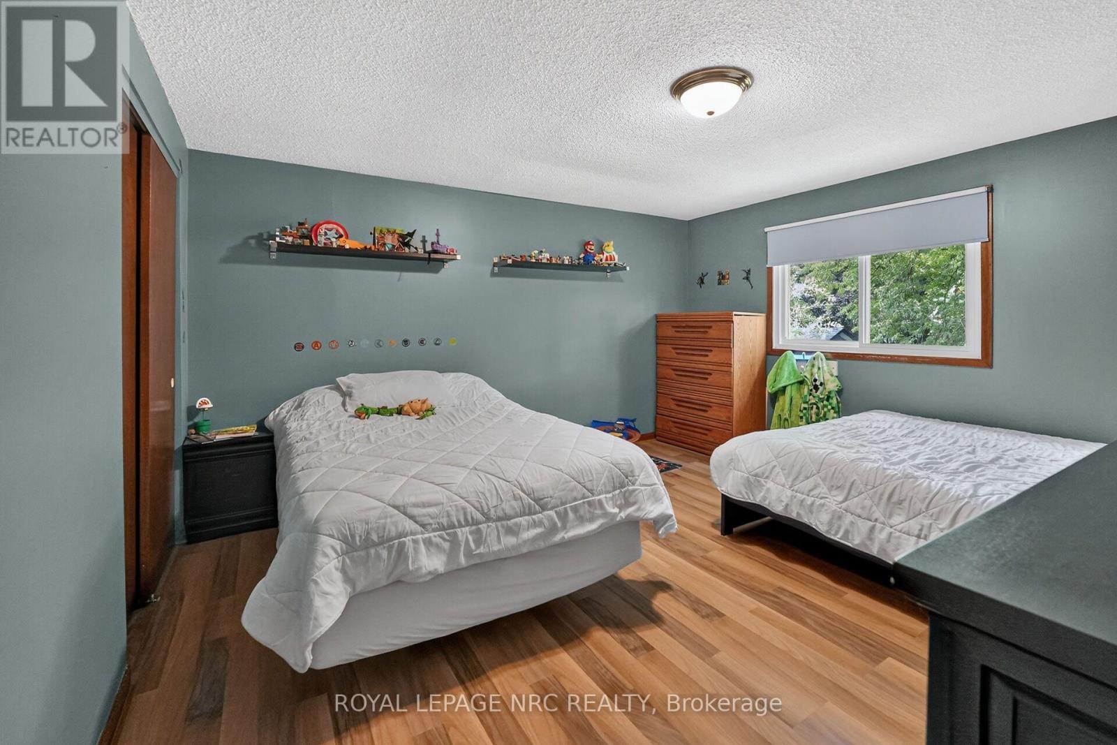 3 Orchard Parkway, Grimsby, ON - Indoor Photo Showing Bedroom