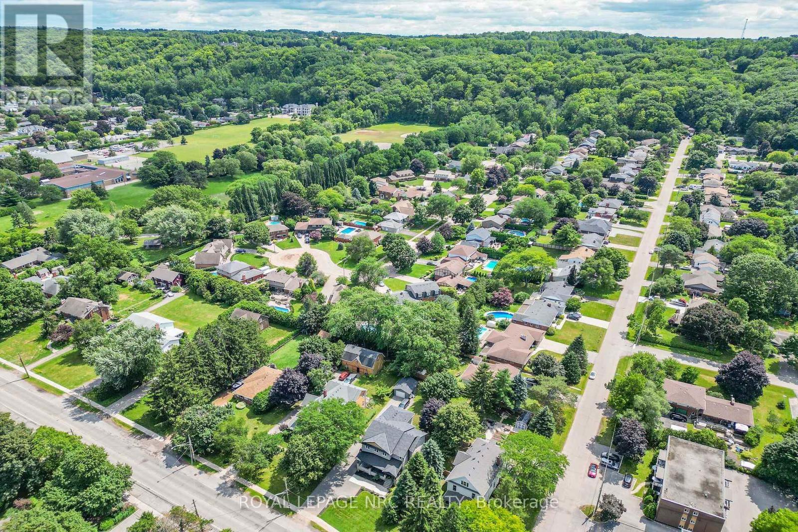 3 Orchard Parkway, Grimsby, ON - Outdoor With View