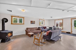 Family Room - 