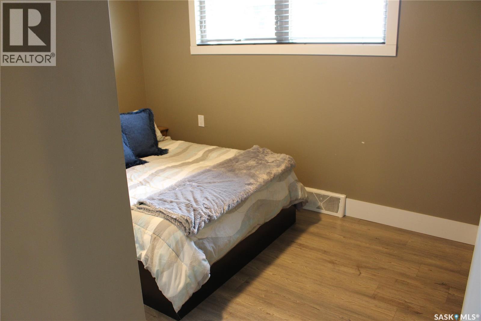 265 Saskatchewan Street, Central Butte, SK - Indoor Photo Showing Bedroom