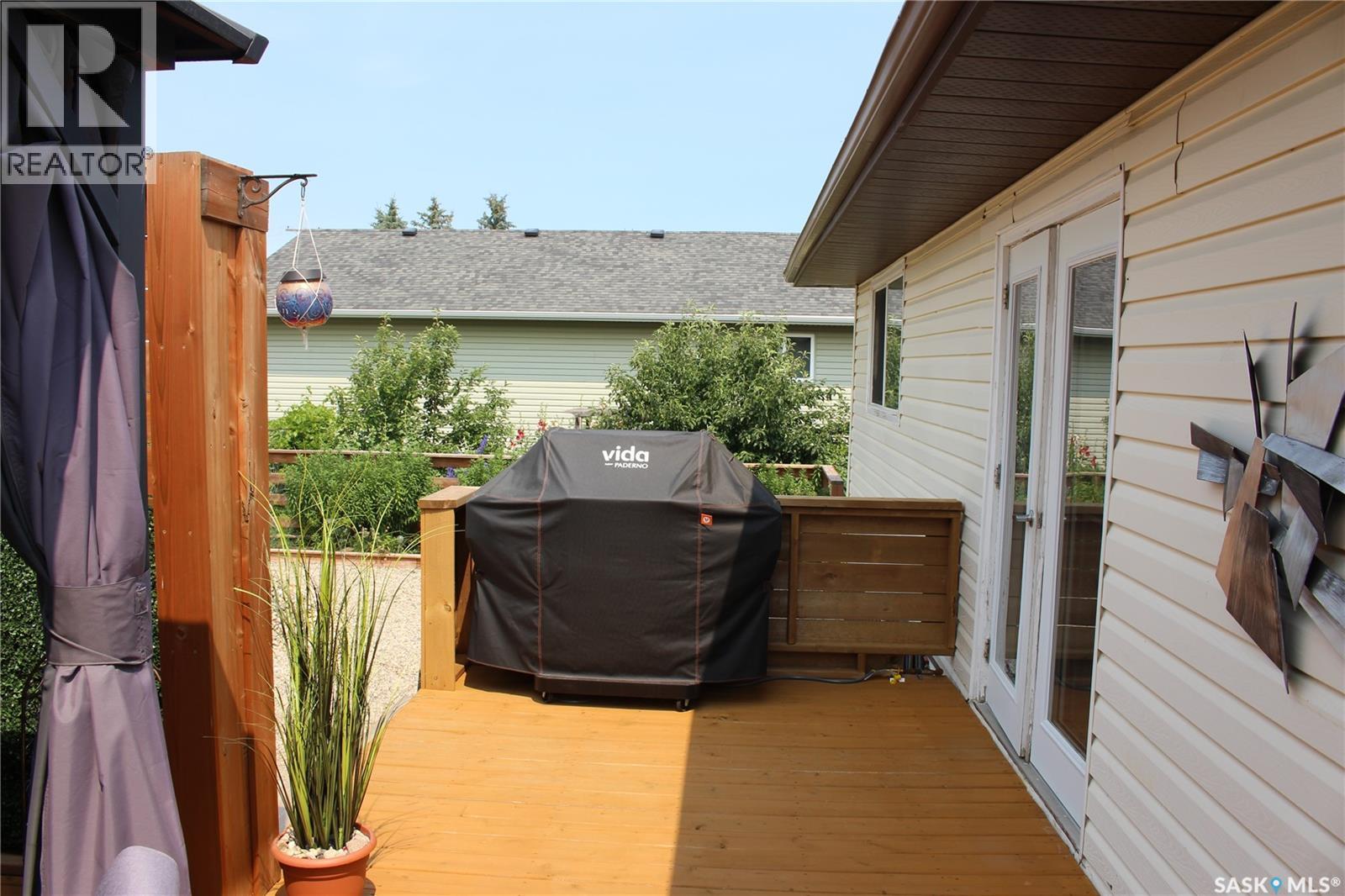 265 Saskatchewan Street, Central Butte, SK - Outdoor With Deck Patio Veranda With Exterior