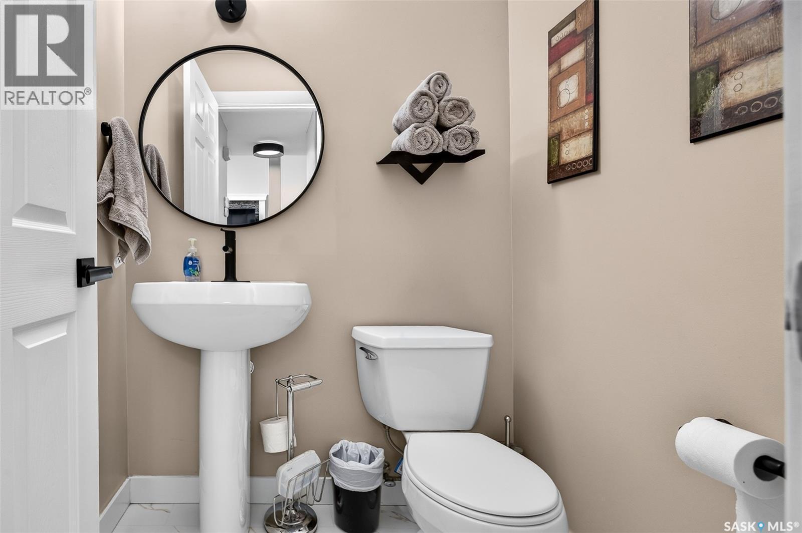 69 Goldenglow Drive, Moose Jaw, SK - Indoor Photo Showing Bathroom
