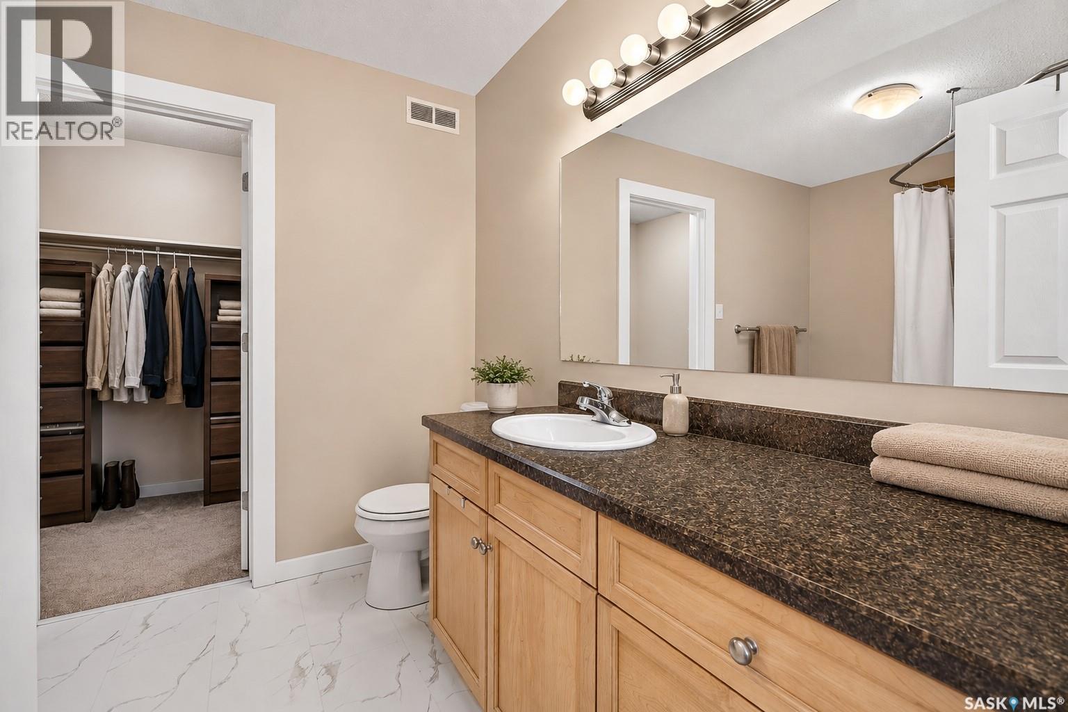 69 Goldenglow Drive, Moose Jaw, SK - Indoor Photo Showing Bathroom