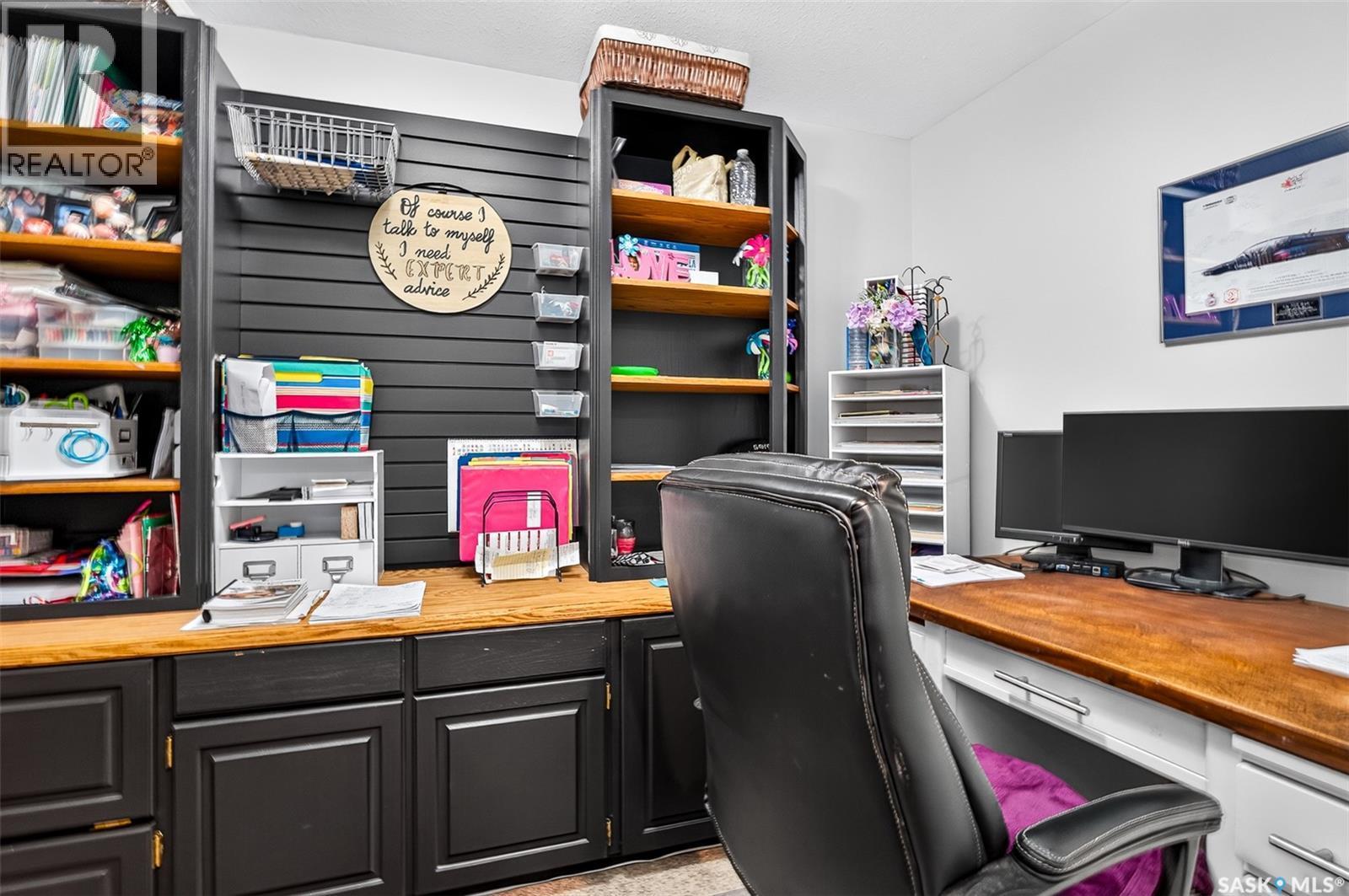 69 Goldenglow Drive, Moose Jaw, SK - Indoor Photo Showing Office