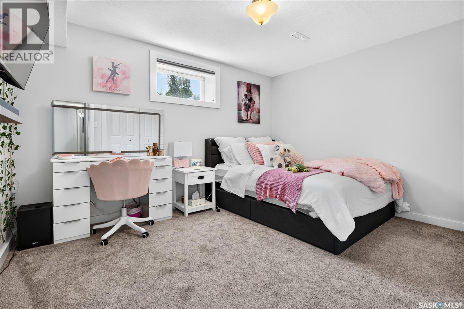 69 Goldenglow Drive, Moose Jaw, SK - Indoor Photo Showing Bedroom