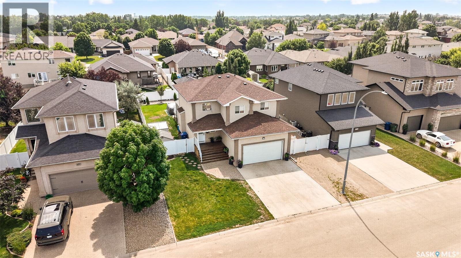 69 Goldenglow Drive, Moose Jaw, SK - Outdoor With Facade