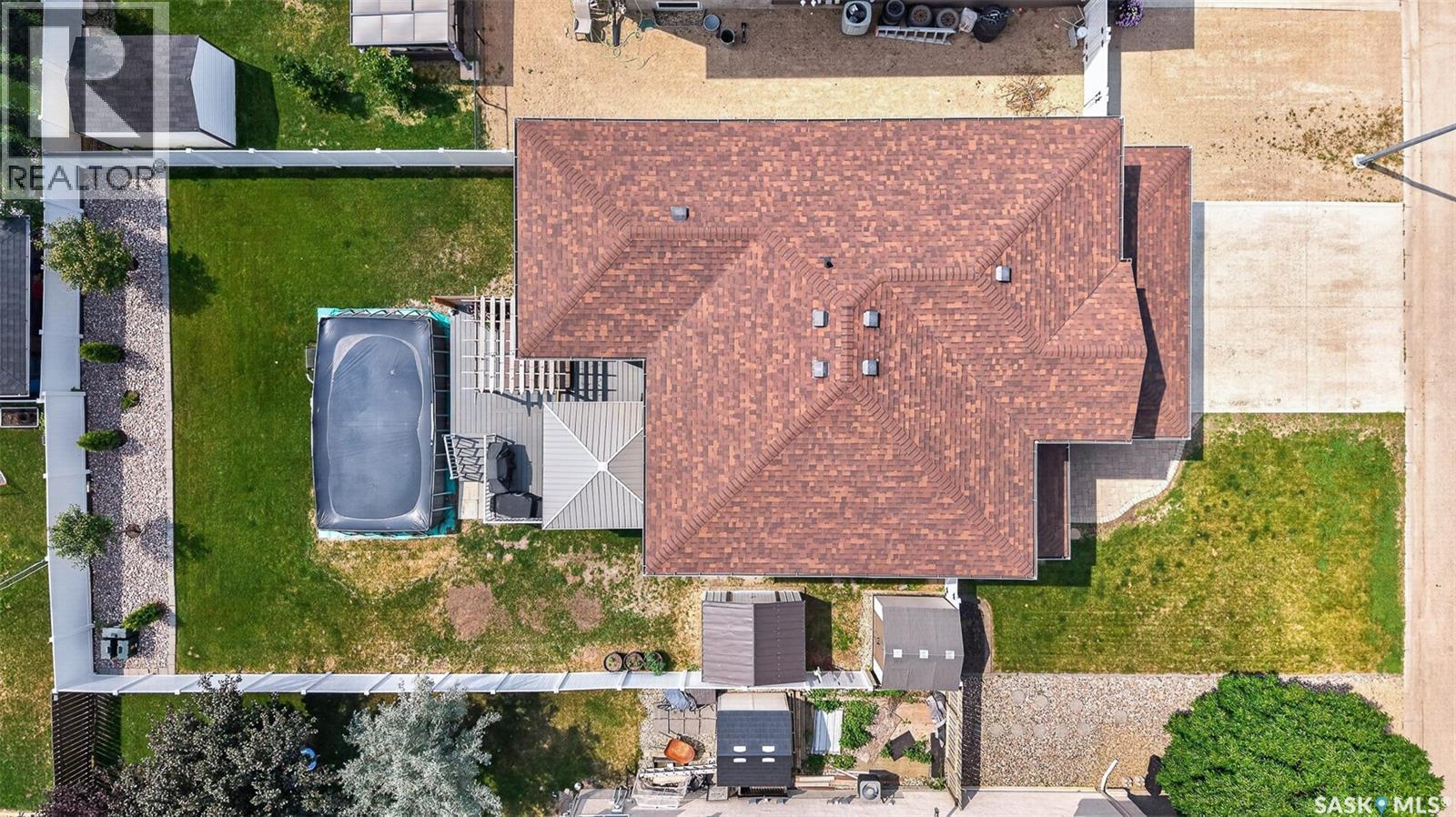 69 Goldenglow Drive, Moose Jaw, SK - Outdoor