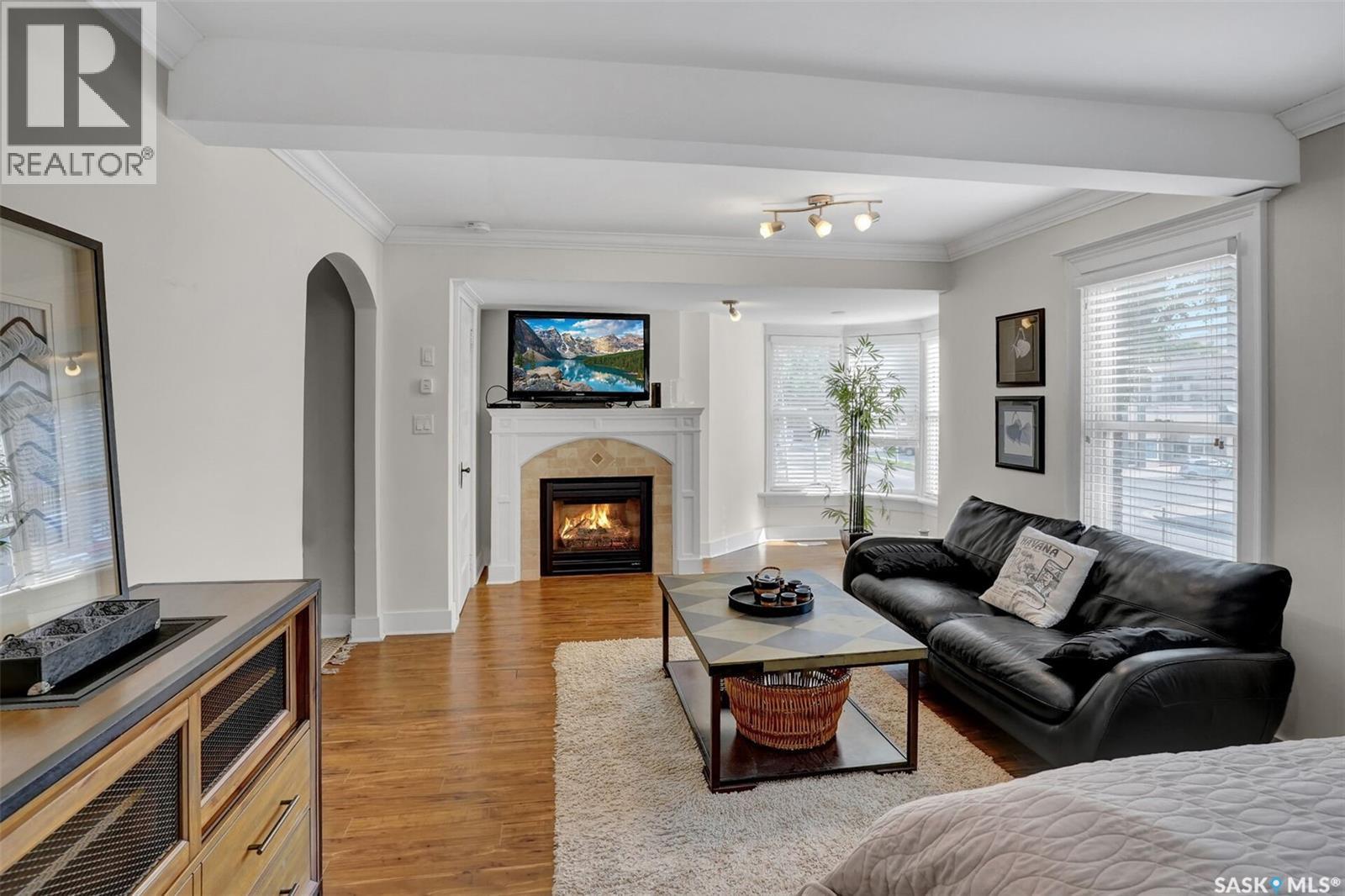 2216 Lorne Street, Regina, SK - Indoor Photo Showing Living Room With Fireplace