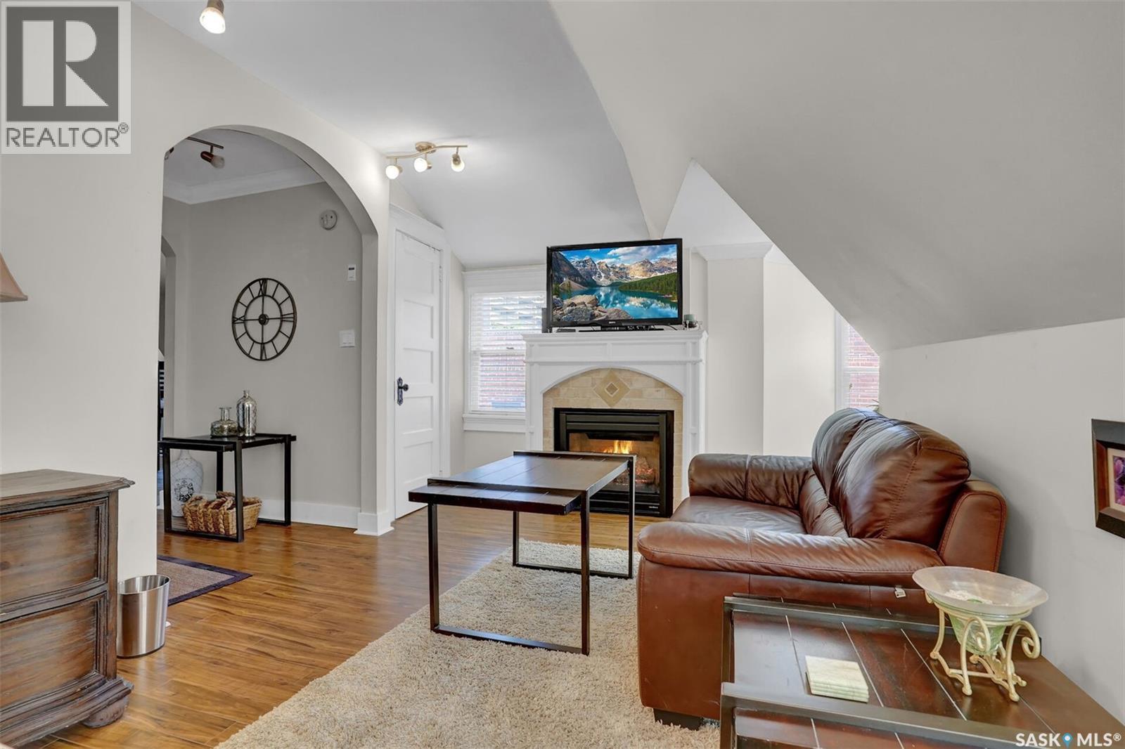 2216 Lorne Street, Regina, SK - Indoor With Fireplace
