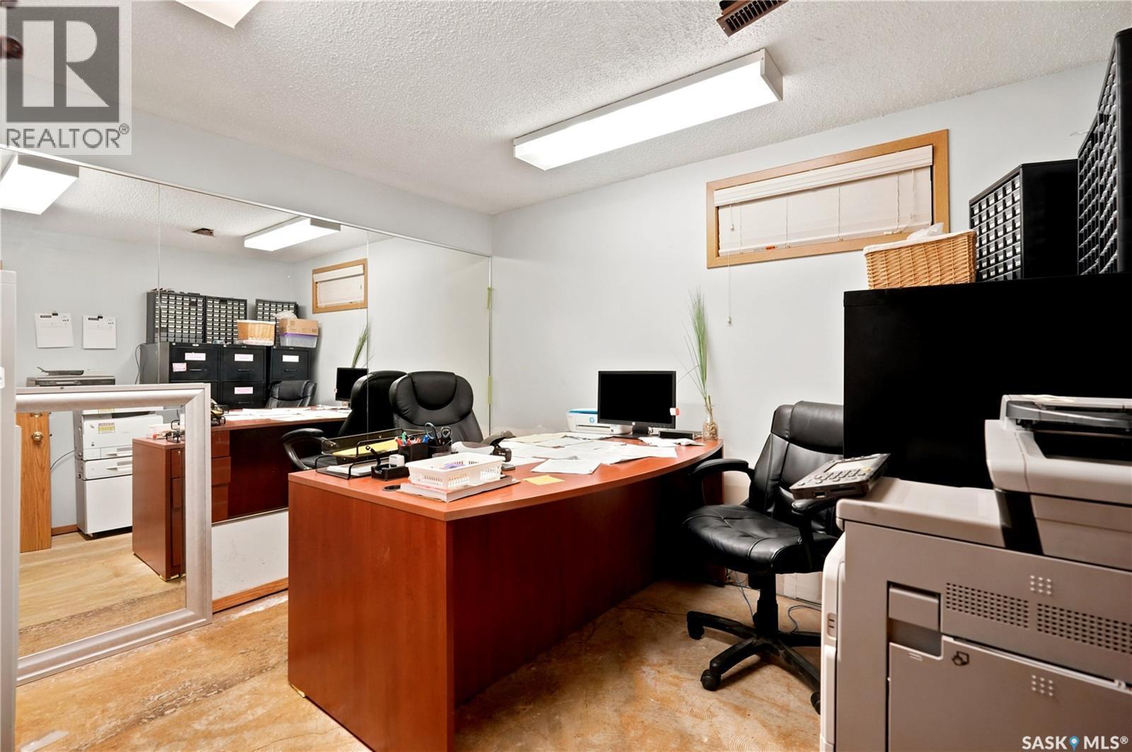 2216 Lorne Street, Regina, SK - Indoor Photo Showing Office