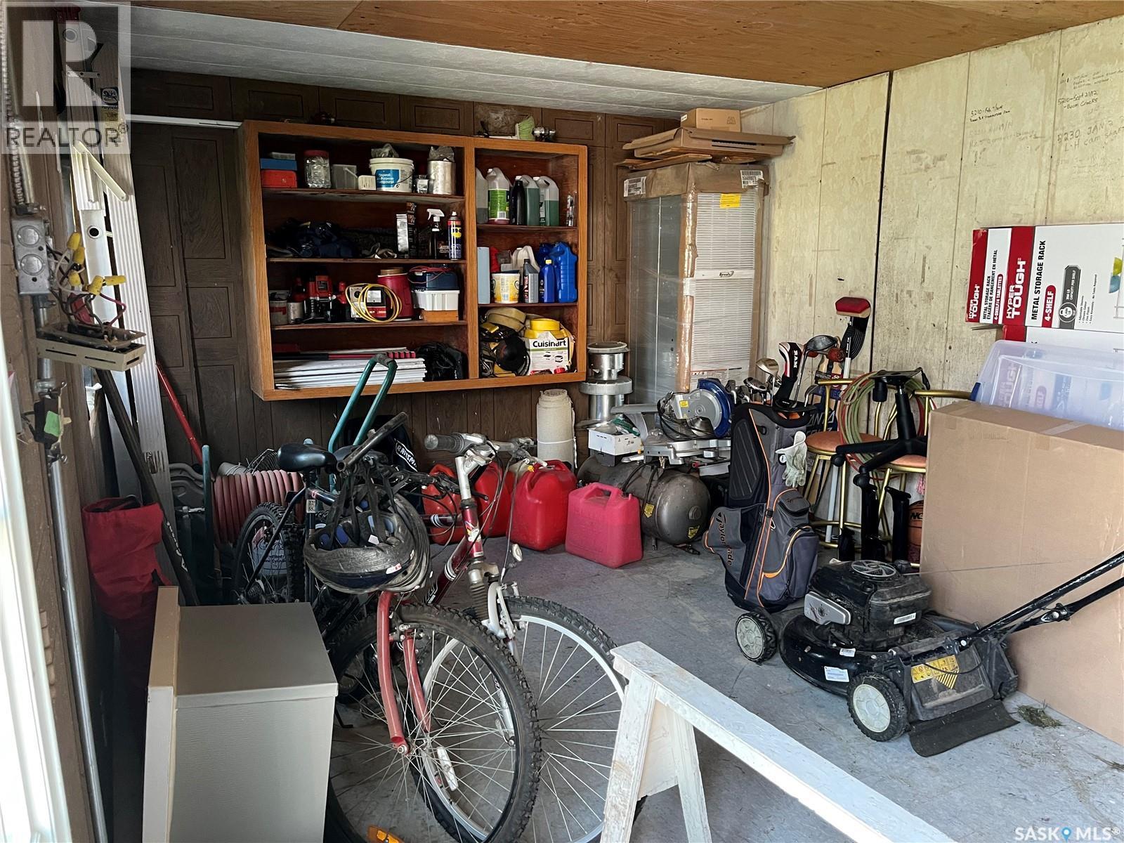 6 A Avenue, Willow Bunch, SK
