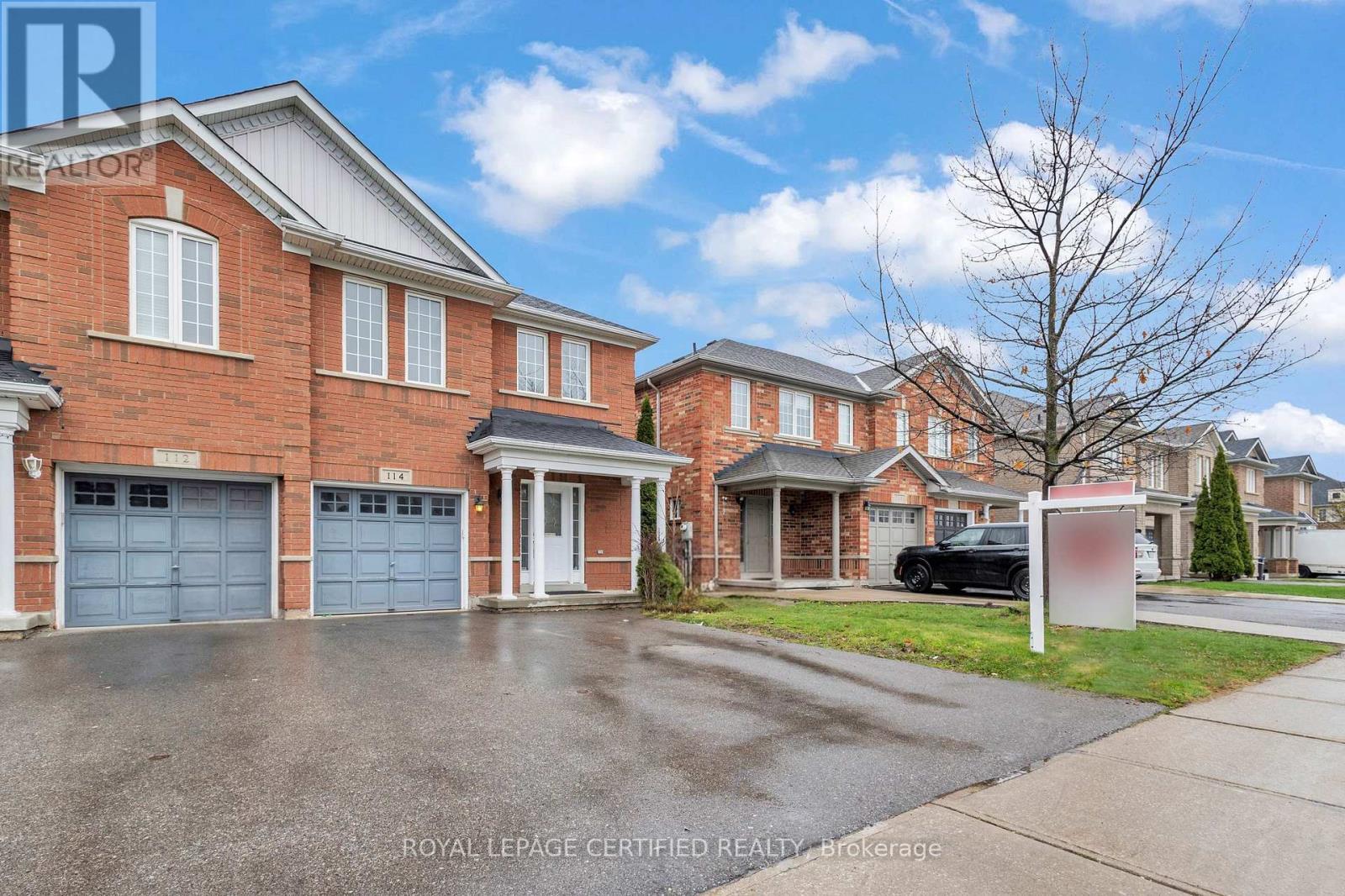 114 Botavia Downs Drive, Brampton, ON - Outdoor With Facade