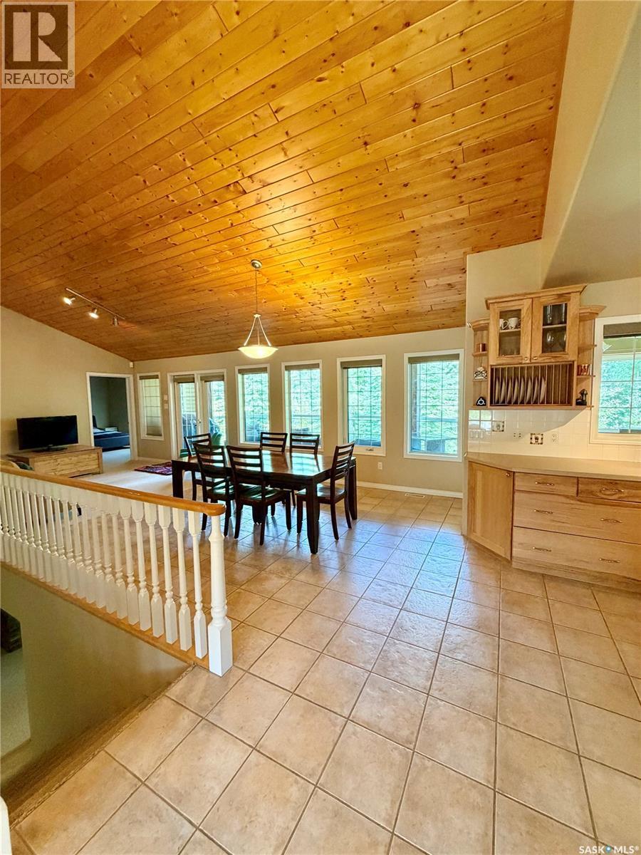 60 Estates Drive, Elk Ridge, SK - Indoor