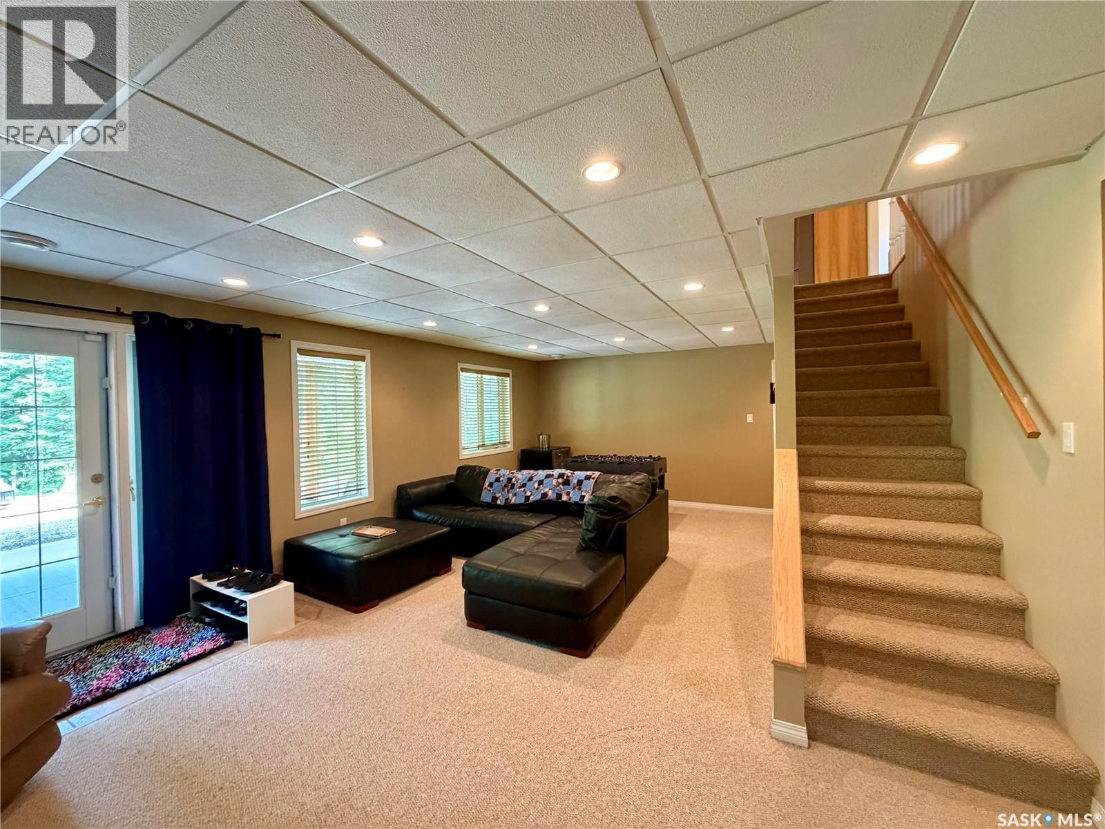 60 Estates Drive, Elk Ridge, SK - Indoor Photo Showing Other Room