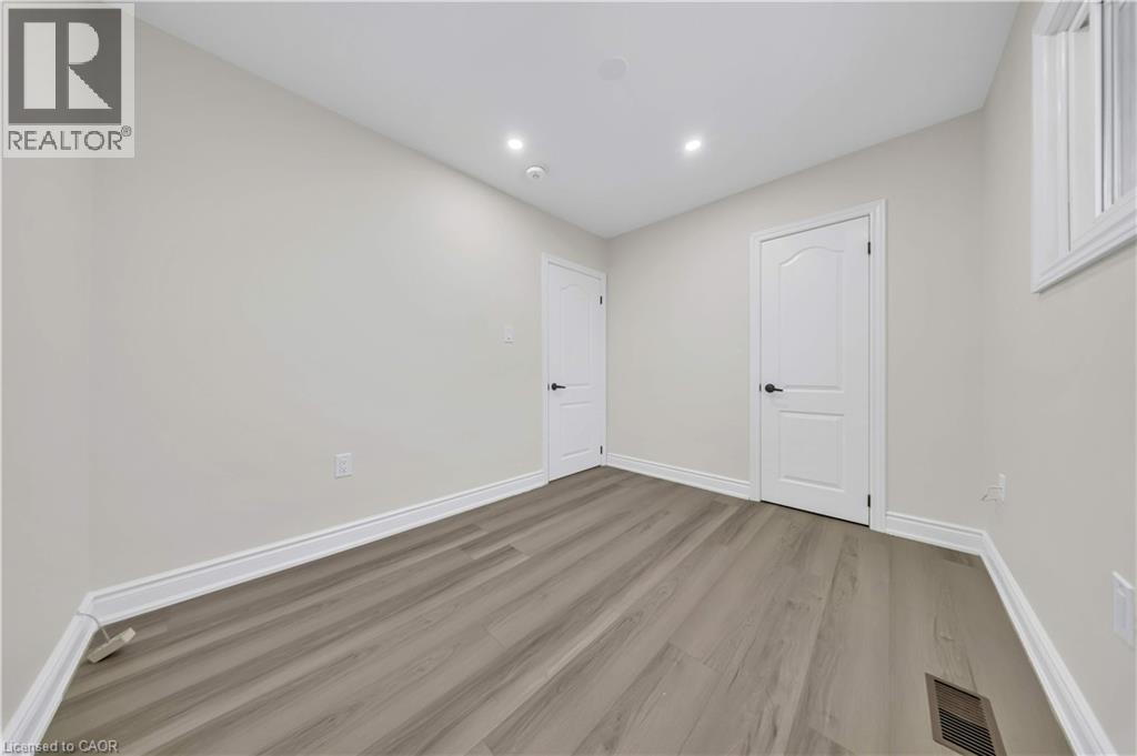 441 West 5Th Street, Hamilton, ON - Indoor Photo Showing Other Room