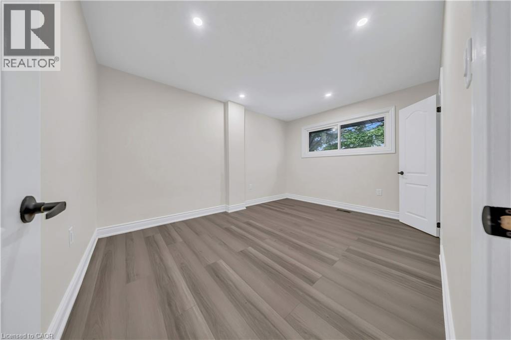 441 West 5Th Street, Hamilton, ON - Indoor Photo Showing Other Room